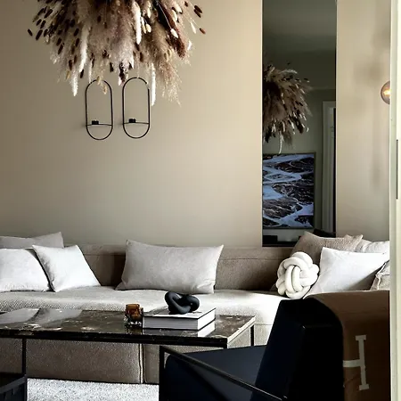 Apartamento Modern And Central Apartment With Parking Spot